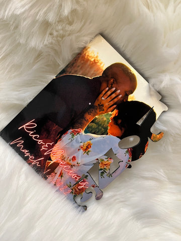 LOVE Frame